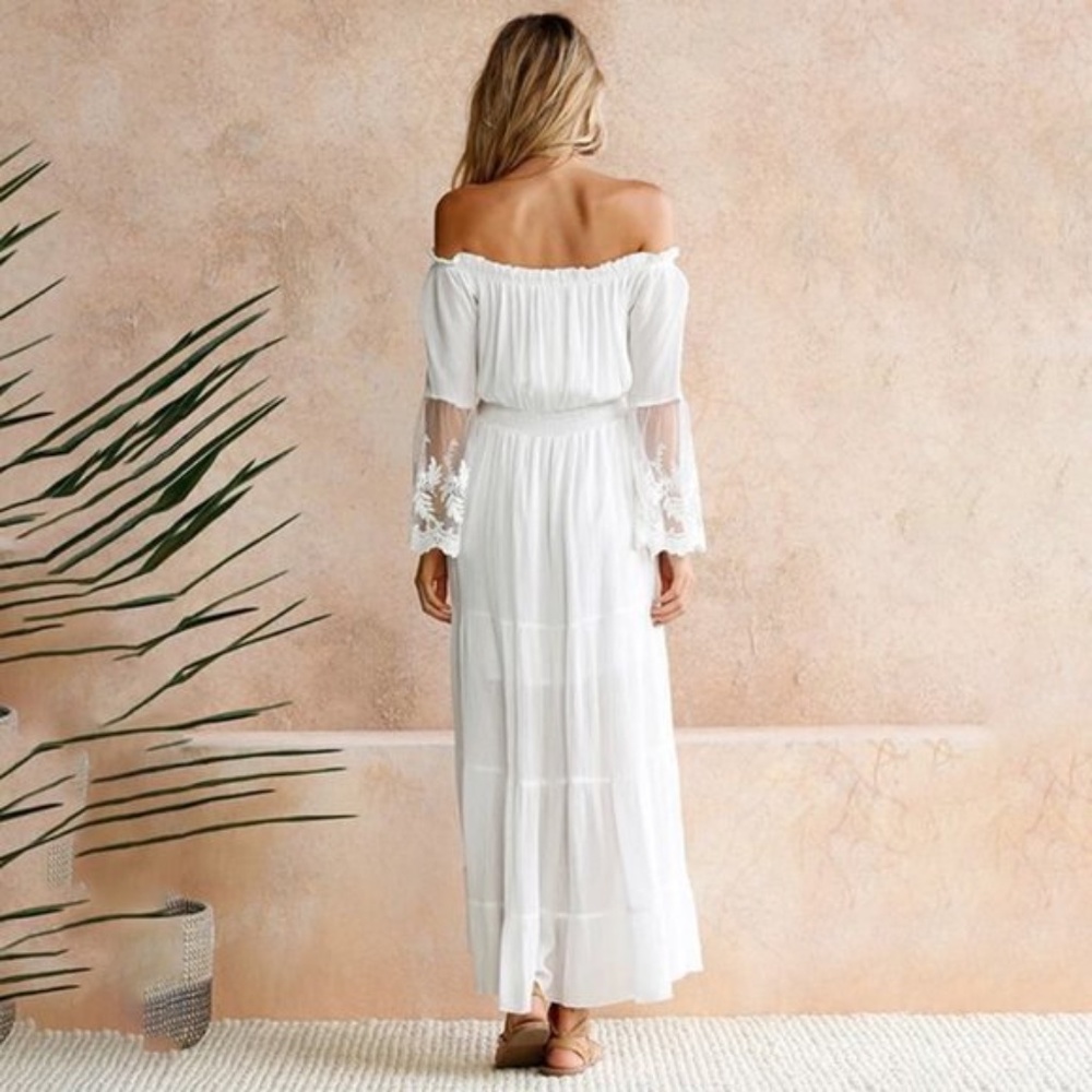 Off shoulder lace sleeve Maxi Dress - Picture 2 of 6